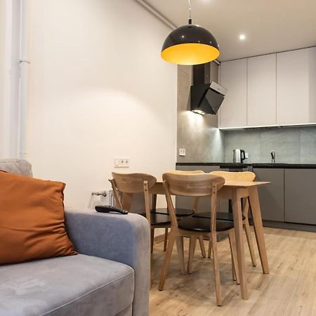Dream Life Apartment Lviv Extérieur photo
