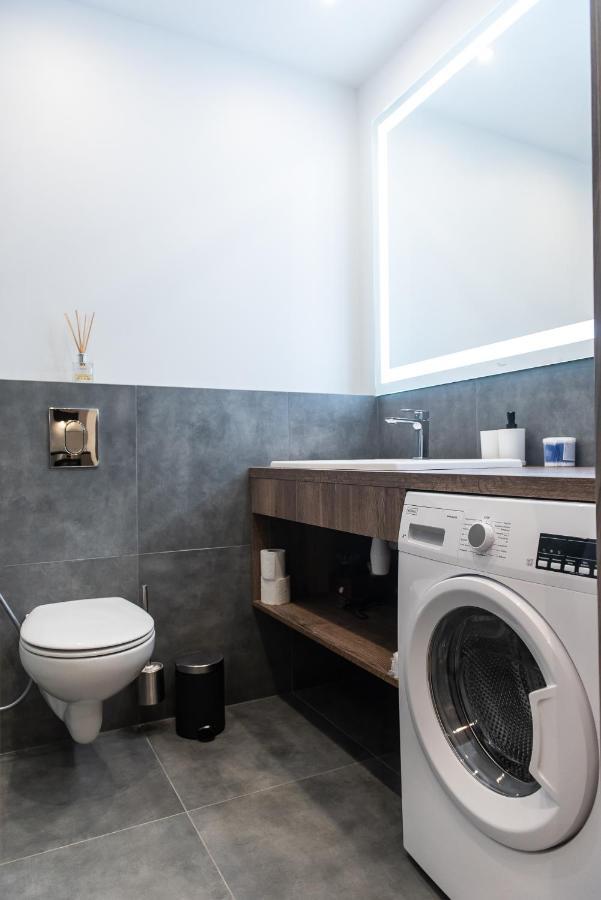 Dream Life Apartment Lviv Extérieur photo