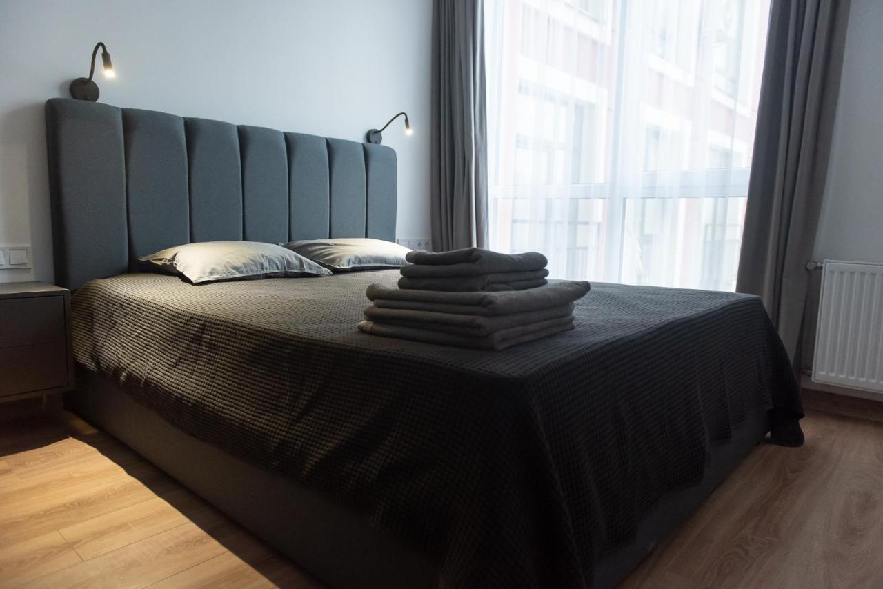 Dream Life Apartment Lviv Extérieur photo